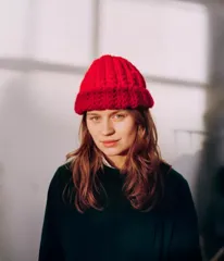 girl in red